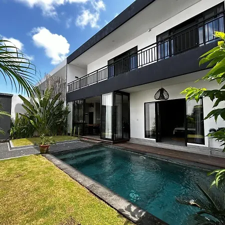 Villa Umaluna Berawa